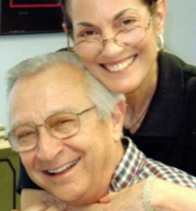 susan-friedle-with-husband-representing-ce-avionics-scholarship